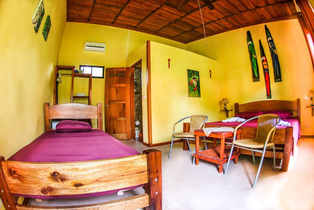 Guava Lodge Playa Matapalo Esterno foto
