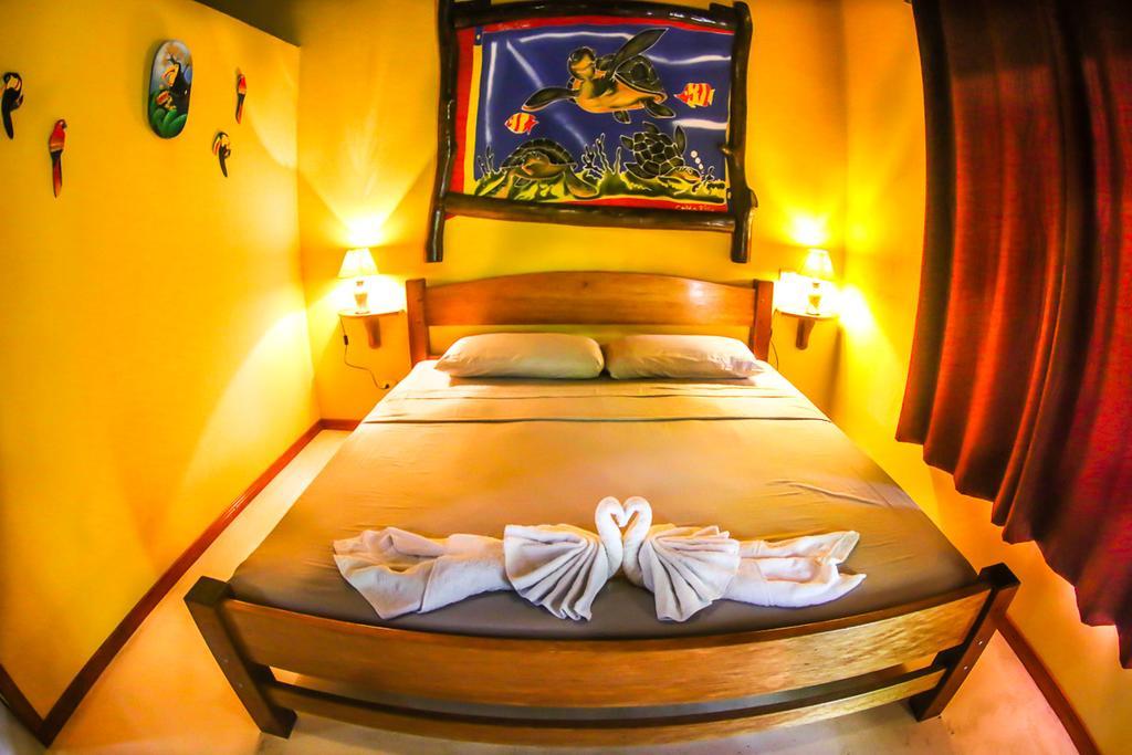 Guava Lodge Playa Matapalo Esterno foto