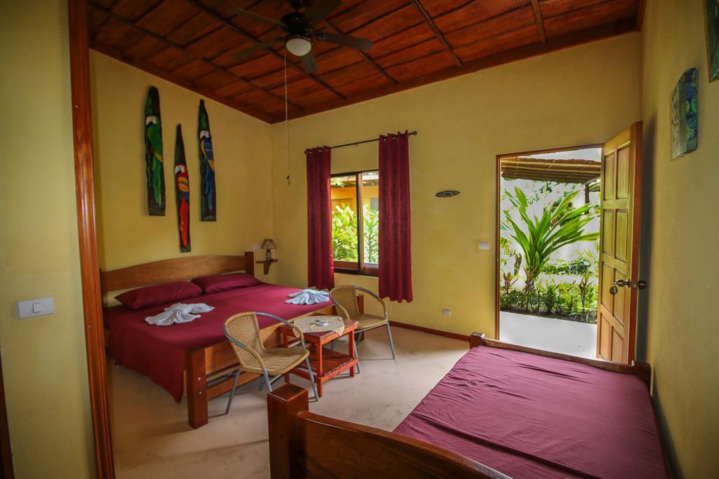 Guava Lodge Playa Matapalo Esterno foto